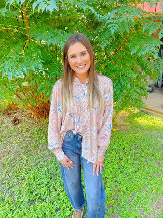 Whit Floral Top