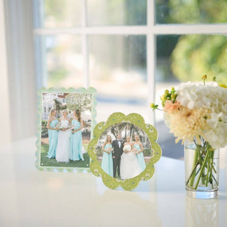 Dorset Garden Green Acrylic Round Picture Frame