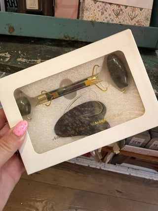 Jade Roller & Gua Sha